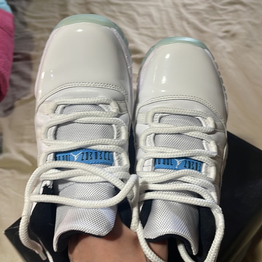 worn once - Picture 4 of 4